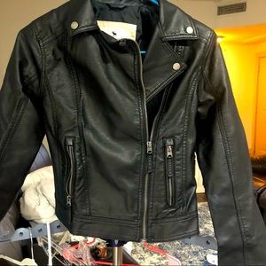 Abercrombie Girls 5 Pieces